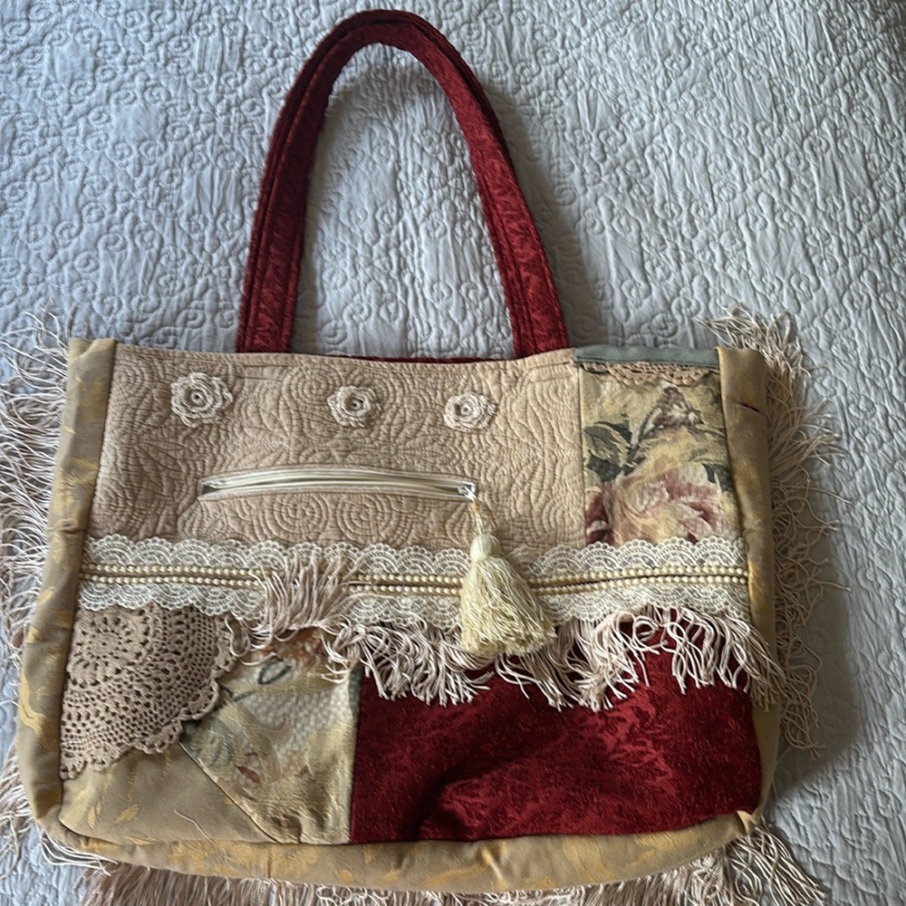 Victorian tote